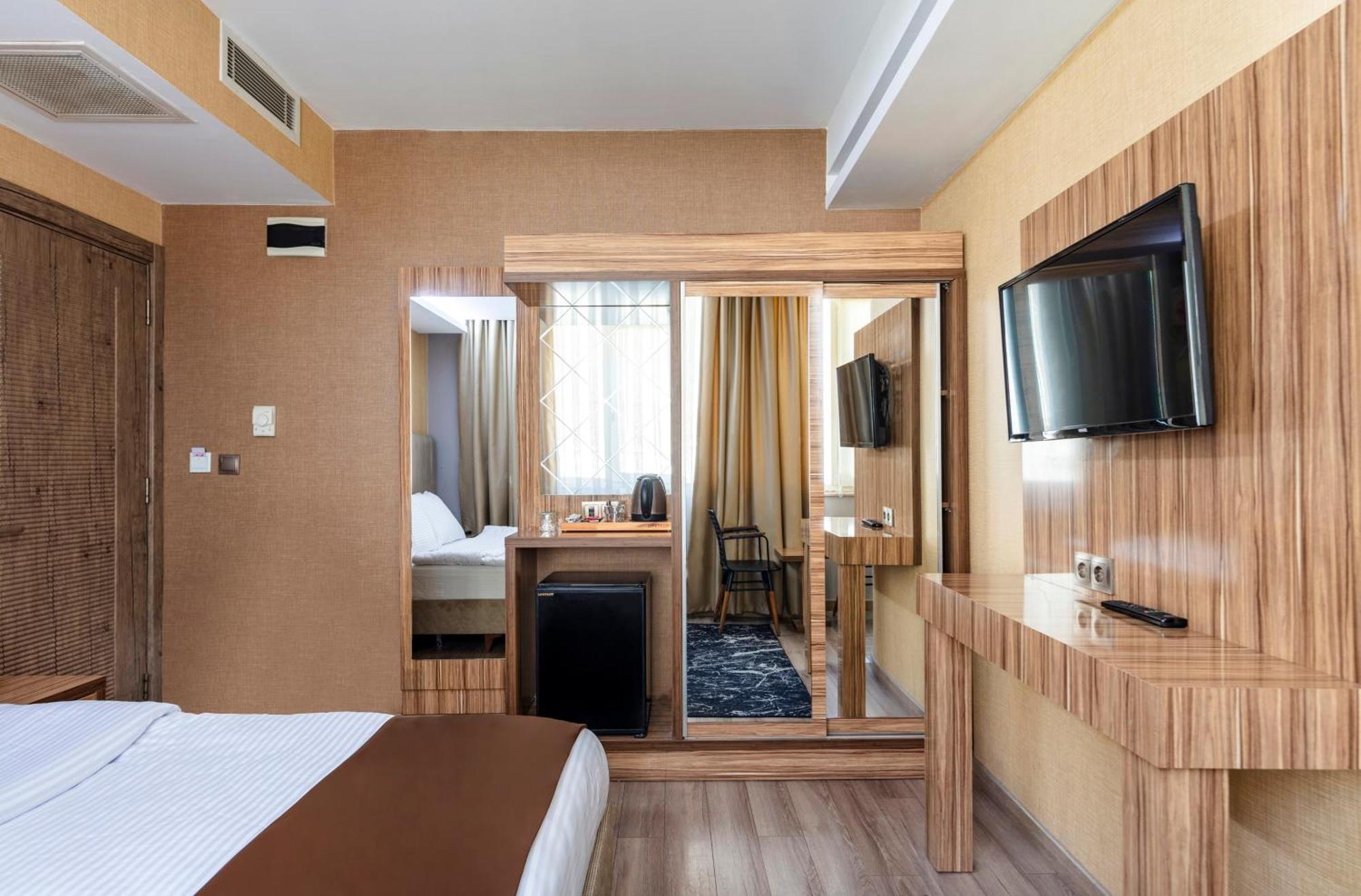 Dem Istanbul Airport Hotel Exterior photo