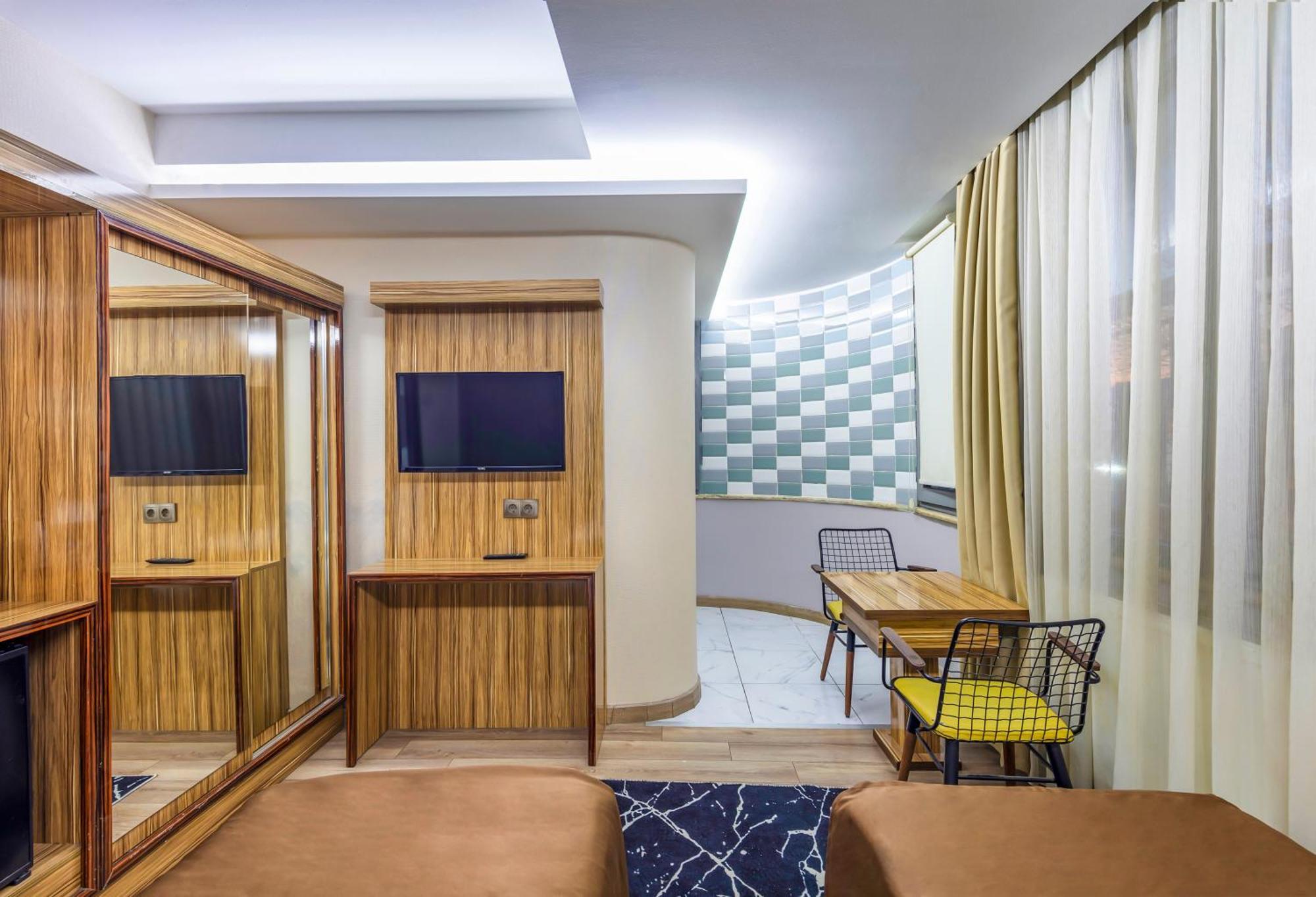 Dem Istanbul Airport Hotel Exterior photo